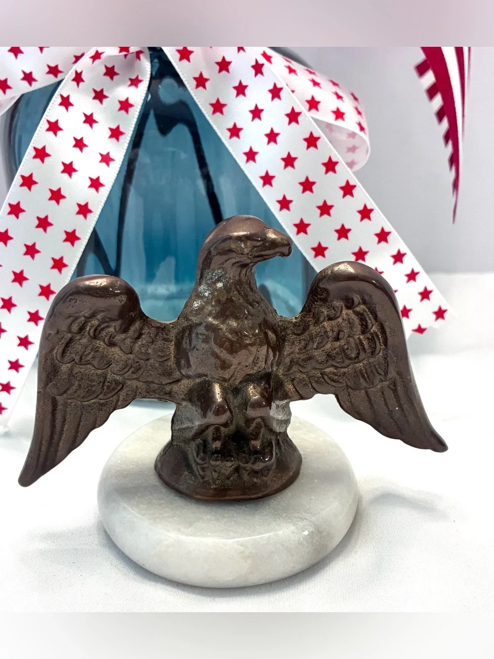 Vintage bronze eagle statue/paper weight on marble base